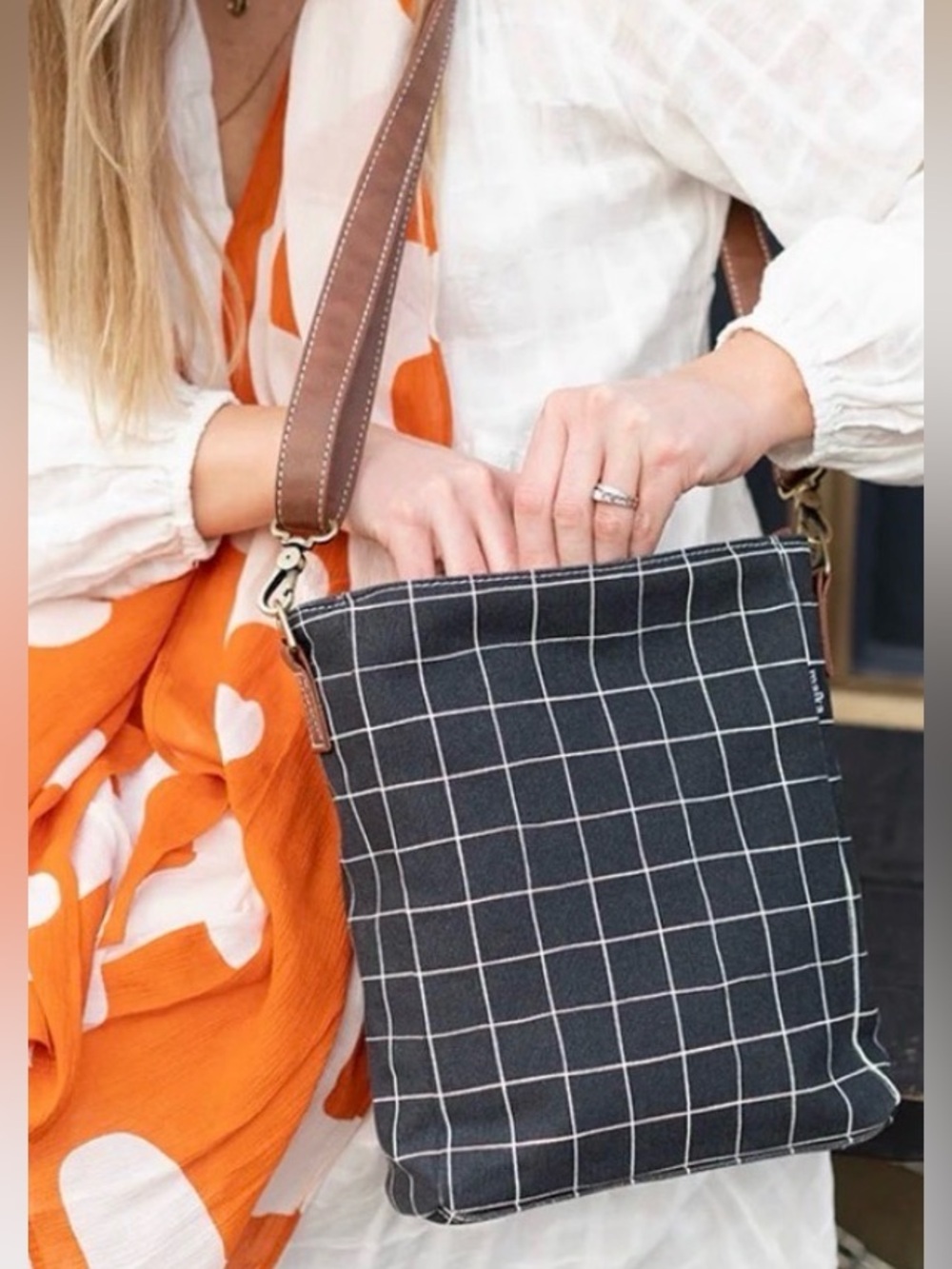 Maika Black Grid Crossbody bag with zipper